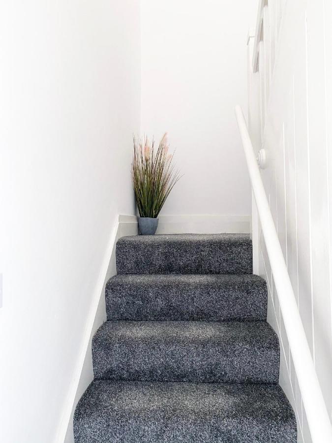 The Baltic Townhouses By Serviced Living ลิเวอร์พูล ภายนอก รูปภาพ