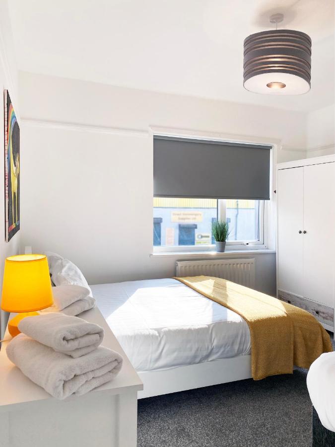 The Baltic Townhouses By Serviced Living ลิเวอร์พูล ภายนอก รูปภาพ